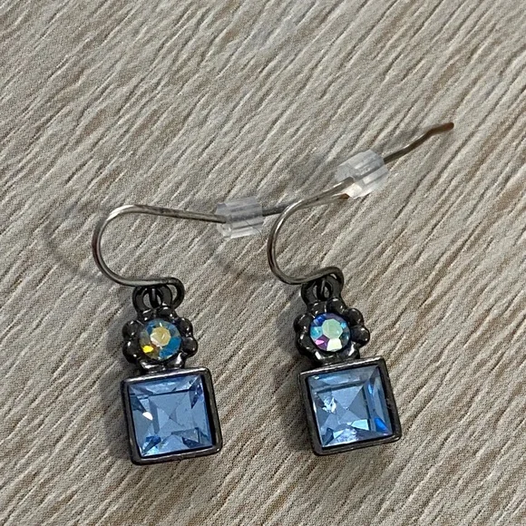 Sky Blue Iridescent Crystal Gunmetal Drop Earrings Elegant Summer Beach Party - Picture 12 of 17